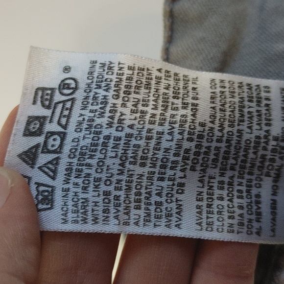 Levi's Slender Straight 526 Jeans - Picture 5 of 11